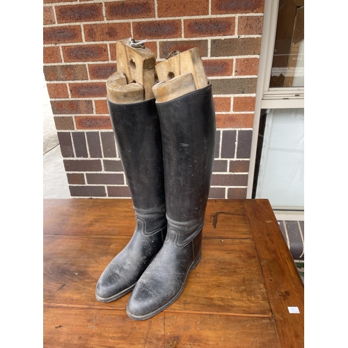 554 - Pair of antique French leather riding boots with wooden blocks, approx 58cm H and shorter (2)