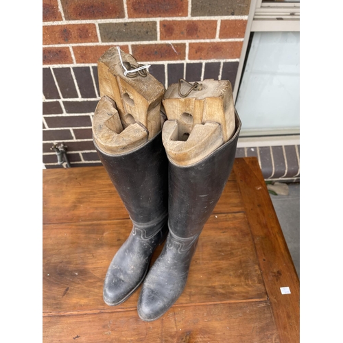 554 - Pair of antique French leather riding boots with wooden blocks, approx 58cm H and shorter (2)