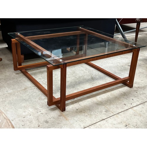 602 - Modern as new glass topped coffee table, approx 105cm Sq x 45cm H