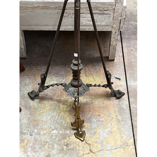 666 - Antique English brass Art Nouveau tri form telescopic oil lamp stand in the style of Benson . missin... 
