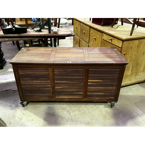 685 - Teak mobile pool side trunk, approx 70cm H x 130cm W x 50cm D