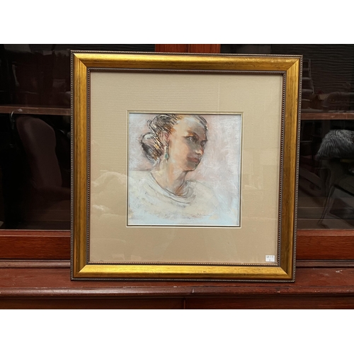 725 - Unknown, Pastel, portrait of a lady, signed lower right. approx  58.5 cm H/W