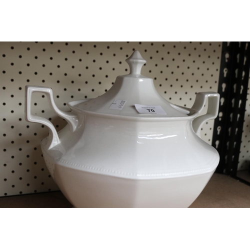 70 - Large English china soup tureen, approx 24cm H x 30cm W