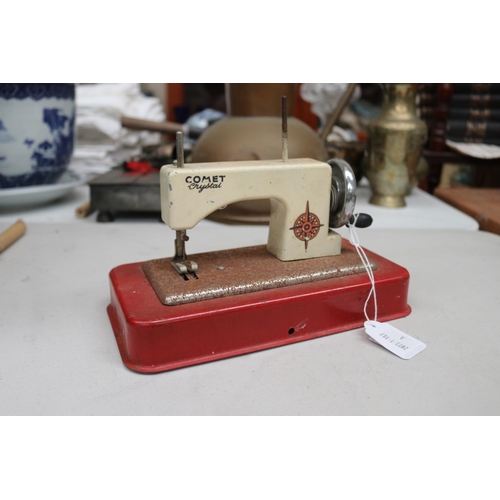 203 - Vintage Comet Chrystal Sewing Machine, approx 16cm H x 23cm W