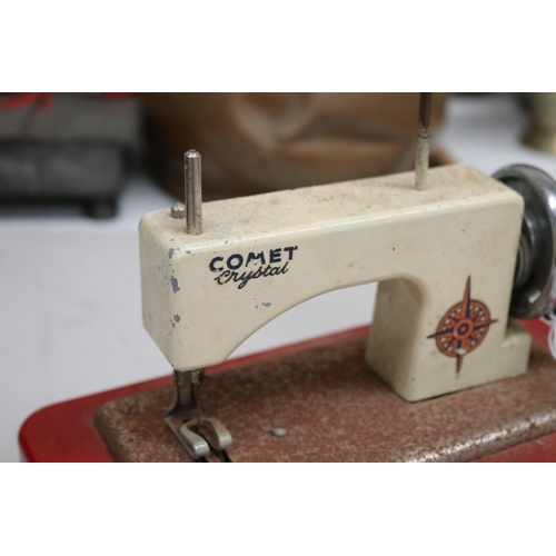 203 - Vintage Comet Chrystal Sewing Machine, approx 16cm H x 23cm W