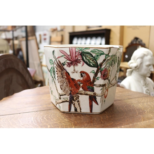 628 - Decorative jardiniere with macaws, approx 18 cm x 24 cm