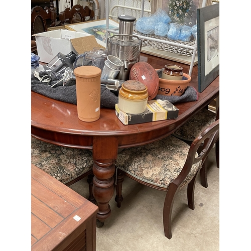 691 - Antique Australian cedar D end extension dining table, standing on turned legs, approx 195 cm extend... 