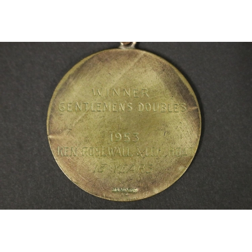 1087 - Tennis trophy medal, inscribed, PACIFIC SOUTHWEST TENNIS CHAMPIONSHIPS. WINNER GENTLEMEN'S DOUBLES 1... 