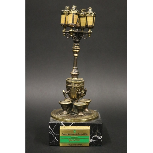 1200 - Tennis trophy in the form a street light. Inscribed Grand Masters de Tenis 1986 Pinturas Valentine D... 