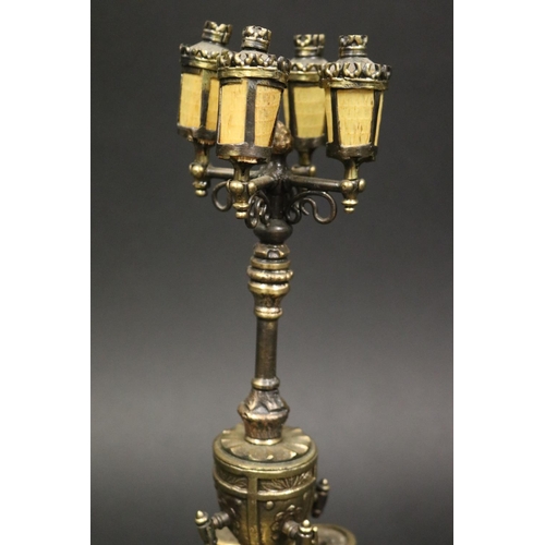 1200 - Tennis trophy in the form a street light. Inscribed Grand Masters de Tenis 1986 Pinturas Valentine D... 