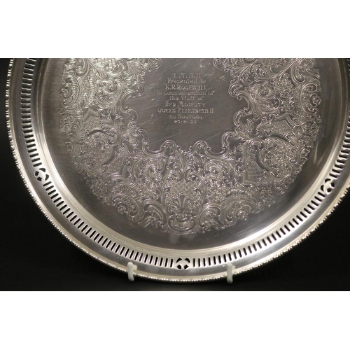 1237 - Presentation circular tray, inscribed L.T.A.A Presented to K.R.ROSEWALL In Commemoration of the Visi... 