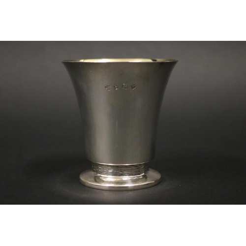 1256 - Tennis trophy cup. Inscribed EMBASSY TENNIS CHAMPIONSHIPS MEN'S DOUBLES WINNER 1970. Sterling silver... 