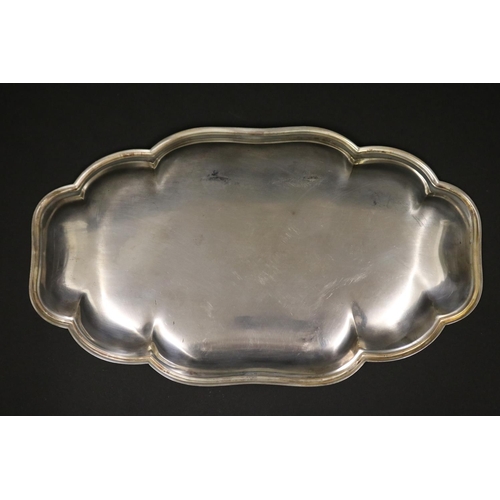 1258 - Tray, inscribed John Gardiners Rancho Valencia Bridge of Champions. Approx 30cm x 18cm. Provenance: ... 