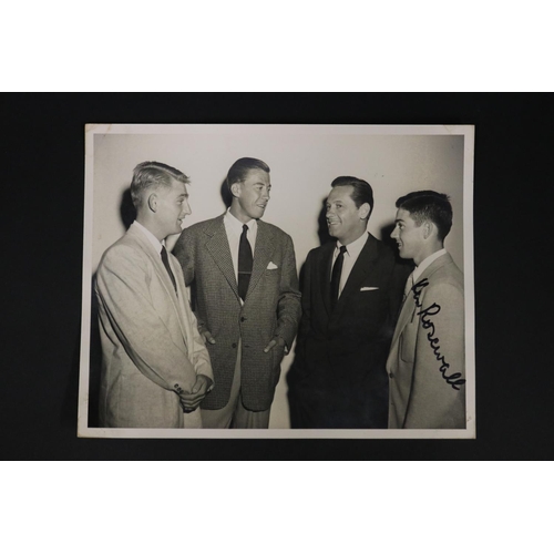 1268 - Black and white photograph at Hollywood Studios September 1952, Lew Hoad, Ricky Morea, William Holde... 