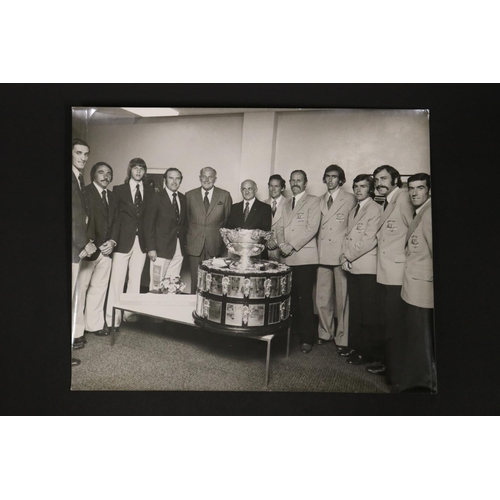 1159 - New Zealand Davis Cup photograph, New Zealand and Australia, Onny Parun, Brian Fairlie, Chris Lewis ... 