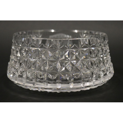 1333 - Cut crystal bowl trophy, marked WCT HALL OF FAME CLASSIC DALLAS 1981, During the tournament a Hall o... 