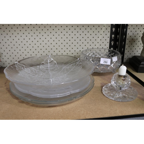 292 - Art glass platters and a crystal footed fruit bowl, approx 29cm Dia and smaller