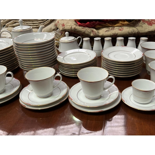 391 - Extensive Noritake Equator pattern service. approx 25 cm H smaller