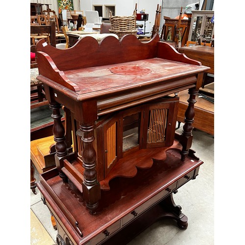 479 - Antique cedar washstand, approx 91cm H x 100cm W x 46cm D