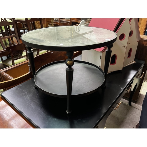 540 - Modern distressed circular mirrored top coffee or lamp table, distressed painted brass lags, under s... 