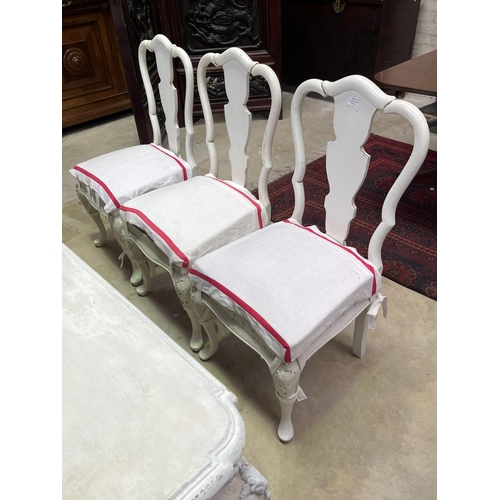 557 - Set of six antique painted dining chairs (6)