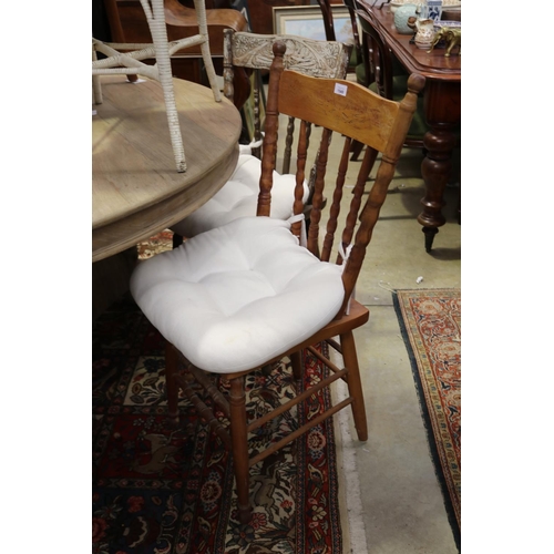 578 - Harlequin set of six antique Australian cottage chairs, to include wheel back and Waratah examples (... 