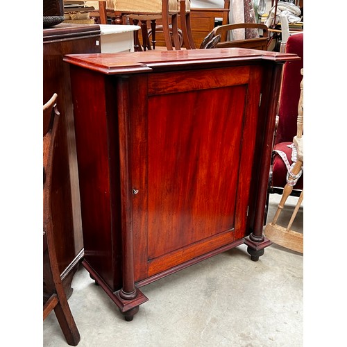 676 - Antique mahogany single door pedestal cabinet, with turned columns to the sides. approx 94cm H x 83c... 