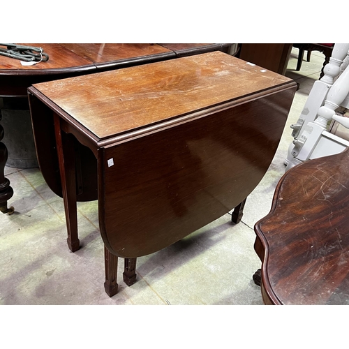 683 - Vintage maple dropside dining table, approx 76cm H x 91cm W x 41cm D (sides down) or 157cm D (sideup... 