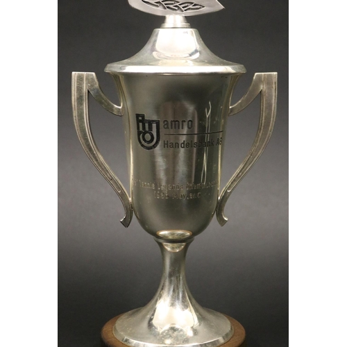 1147 - Tennis trophy. Inscribed, amro Handelsbank AG, 35 Tennis Legends Championships 1986 Moyland. Approx ... 