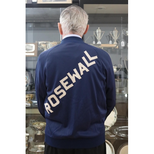 1277 - 1971 WCT sports jacket & medal from the 1971 WCT Finals. Ken Rosewall defeated Rod Laver 6–4, 1–6, 7... 
