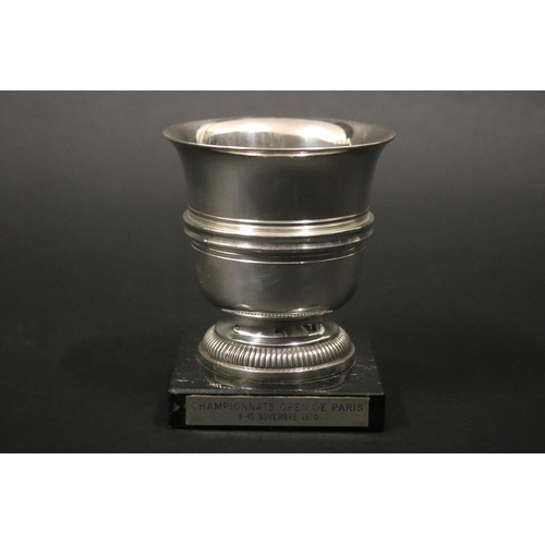 1130 - Tennis trophy. Inscribed, CHAMPIONNATS OPEN DE PARIS 9-15 NOVEMBRE 1970. Approx 9cm H x 8cm Dia. Pro... 