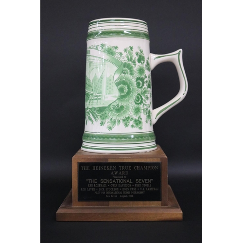 1329 - THE HEINEKEN TRUE CHAMPION AWARD Presented to 