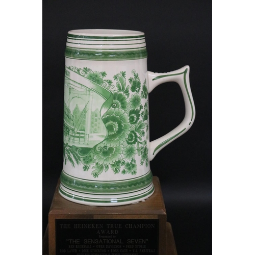 1329 - THE HEINEKEN TRUE CHAMPION AWARD Presented to 