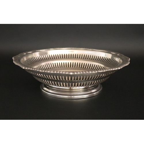 80 - Edward VII hallmarked sterling silver fruit bowl, with double piercing and gadrooned edge Chester 19... 