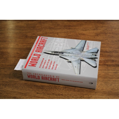 113 - The Encycopedia of World Aircraft. 1152 pages, plates.