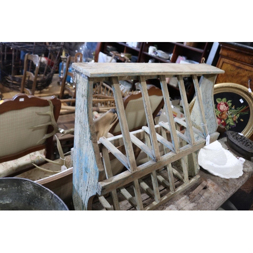 421 - Rustic milk painted wall mounted plate rack, approx 57cm H x 67cm W x 18cm D