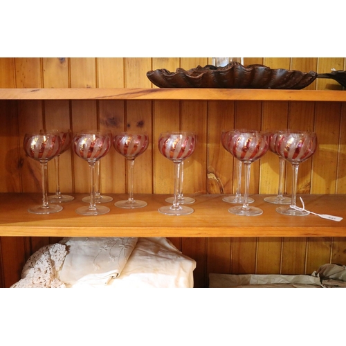 545 - Selection pink fluted twist design wine glass, approx 17cm H and shorter (11)