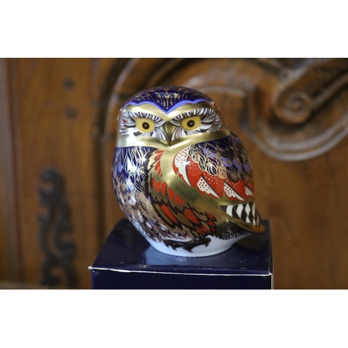 536 - Royal Crown Derby china little Owl (boxed), approx 8cm H