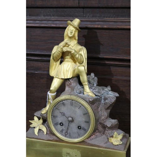 429 - Antique early 19th century French ormolu figural mantle clock, silk suspension movement, has pendulu... 