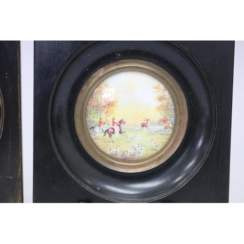 553 - Pair of circular miniature hunting scenes in ebonized frames, each approx 12cm Sq frame size (2)