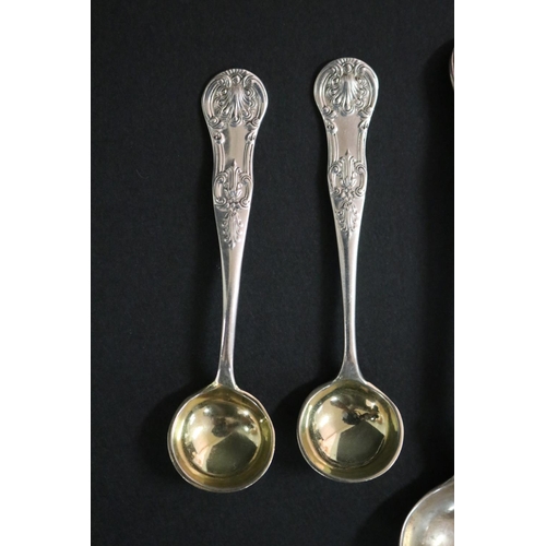 199 - Four antique Kings Pattern condiments spoons, approx 65 grams (4)
