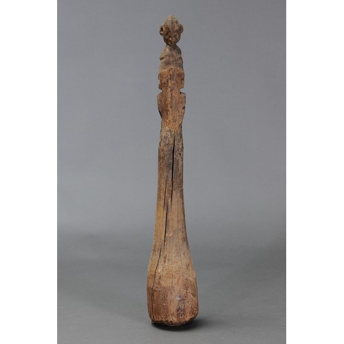 627 - Rare early Pounder, LAKE SENTANI, Papua New Guinea. Carved and engraved hardwood. Approx L54.5cm. PR... 