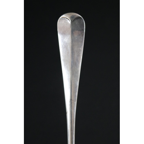 207 - Antique George V hallmarked sterling silver rat tail ladle, London 1910-11 William Hutton and Sons L... 