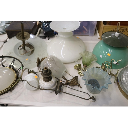 543 - Good assortment of lighting pieces from France, approx 35cm D and smaller