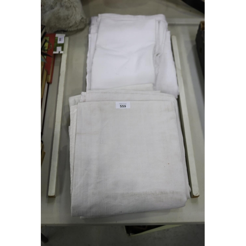 559 - Lot of antique French linen sheets