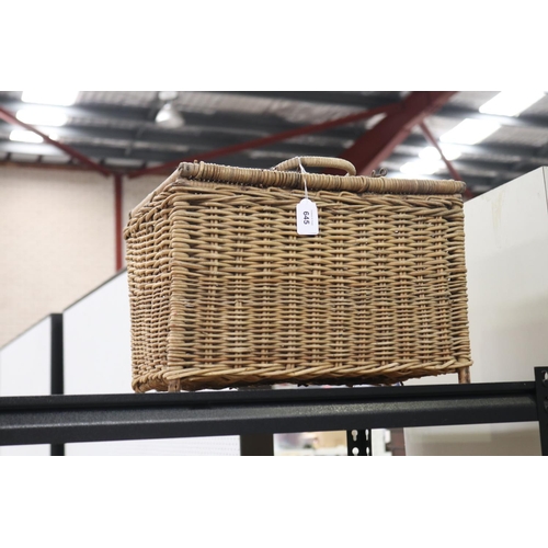 645 - Small wicker basket, approx 27cm H x 40cm W x 26cm D excluding handle
