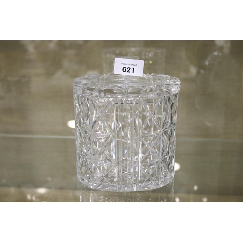 621 - Crystal lidded jar, approx 18cm H x 14cm W