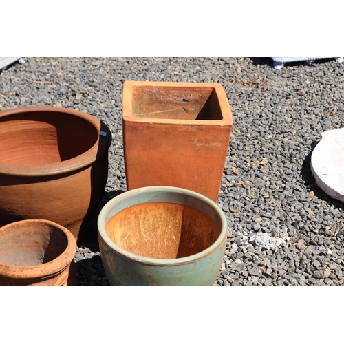 122 - Selection of terracotta garden pots, approx 38cm H x 52cm Dia and smalller