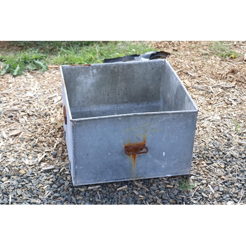 211 - Large gal metal twin handled tub, approx 60cm Sq