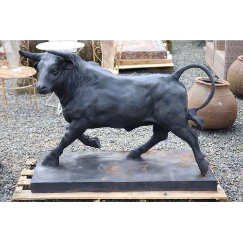 238 - Large cast iron bull, approx 93cm H x 124 cm long, x 60 cm depth